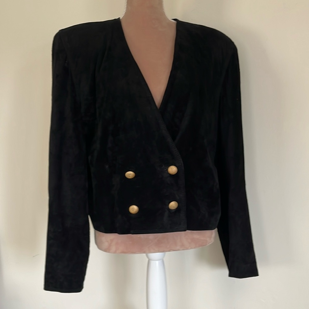 Black real suede vintage Lord and Taylor cropped blazer